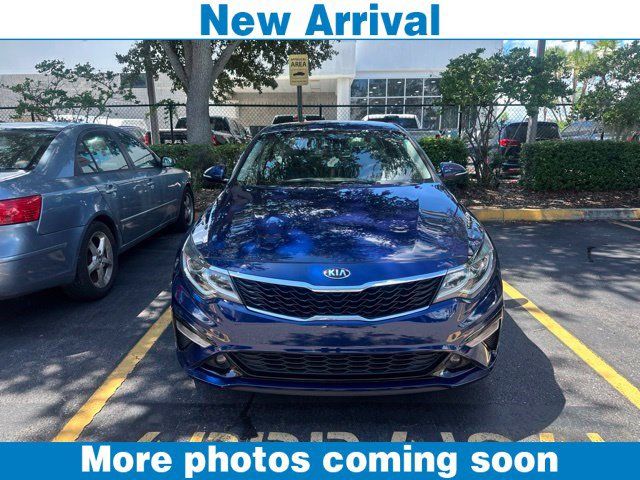 Used 2019 Kia Optima S FWD image 1