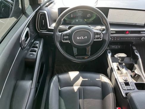 Used 2024 Kia Sorento S w/ Panoramic Sunroof Package FWD image 14