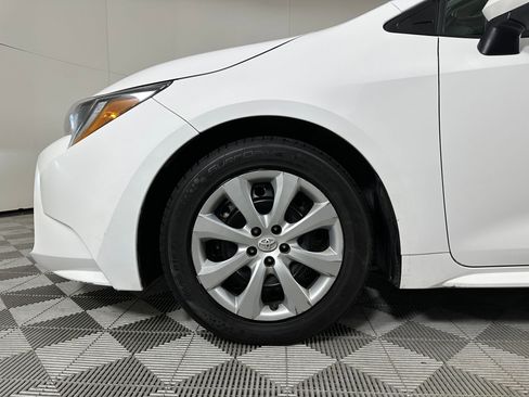 Used 2023 Toyota Corolla LE image 10