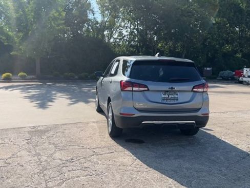 Used 2024 Chevrolet Equinox LT w/ LPO, Floor Liner Package FWD image 7