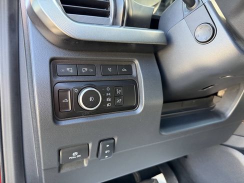 Used 2024 Ford F450 Platinum AWD/4WD image 18