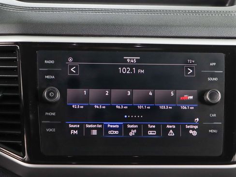 Used 2022 Volkswagen Atlas Cross Sport SE w/ Black Wheel Package AWD/4WD image 19