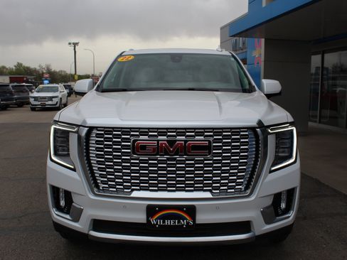 Used 2022 GMC Yukon Denali AWD/4WD image 5