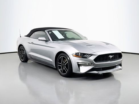 Used 2020 Ford Mustang Premium RWD image 8