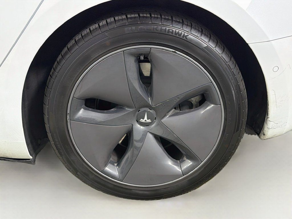 Used 2020 Tesla Model 3 RWD image 32