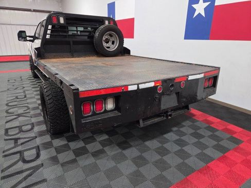 Used 2017 Ford F350 Lariat w/ FX4 Off-Road Package image 11