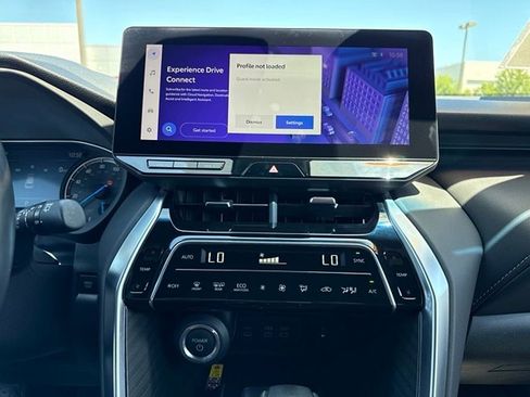 Used 2023 Toyota Venza Nightshade AWD/4WD image 25