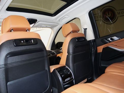 Used 2022 BMW X7 xDrive40i w/ Executive Package AWD/4WD image 50