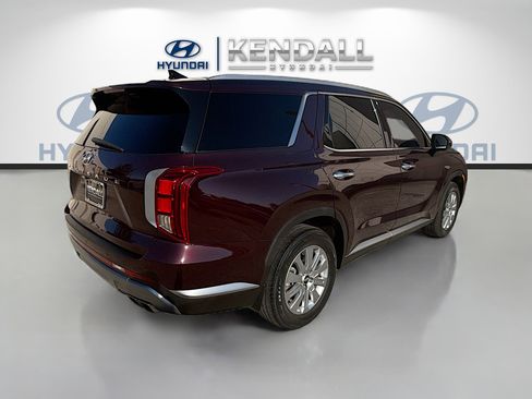 Used 2023 Hyundai Palisade SEL FWD image 6