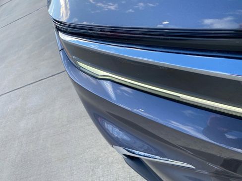 Certified 2025 Honda Pilot Touring image 28