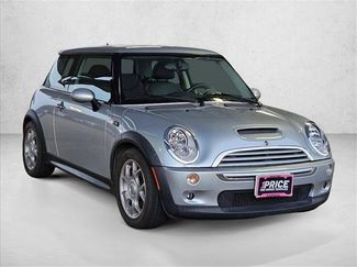 Used 2005 MINI Cooper S FWD video 3