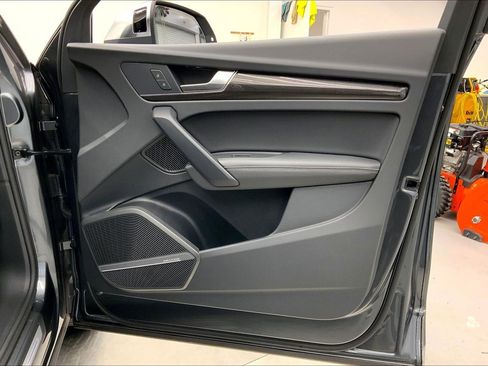 Used 2025 Audi SQ5 Prestige image 26