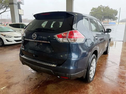 Used 2015 Nissan Rogue S FWD image 6