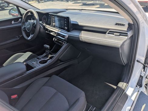 Used 2023 Kia K5 LXS FWD image 32