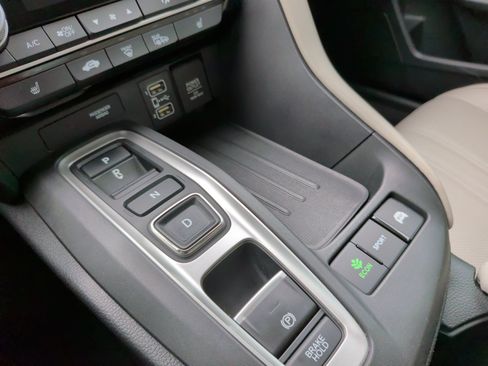 Used 2022 Honda Insight Touring image 21
