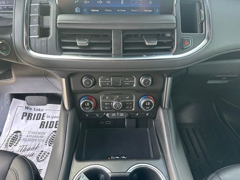 Used 2023 Chevrolet Tahoe Z71 w/ Luxury Package image 13