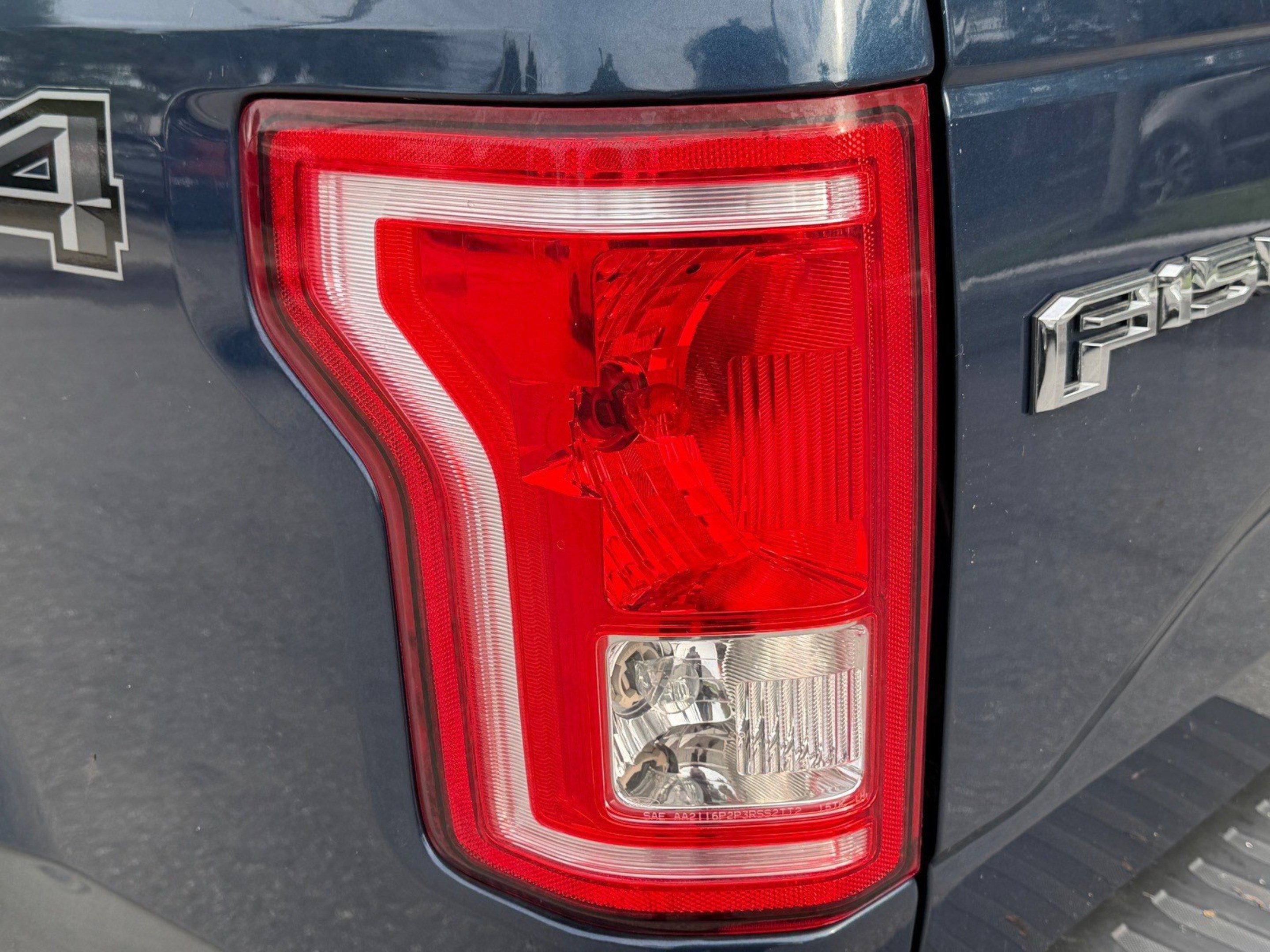 Used 2016 Ford F150 XLT w/ Equipment Group 302A Luxury AWD/4WD image 13