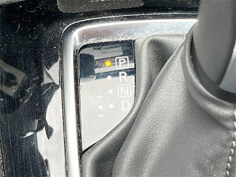 Used 2020 Nissan Rogue S w/ Special Edition Package image 16