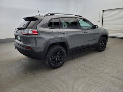 Used 2022 Jeep Cherokee Latitude w/ Sun & Sound Group image 10