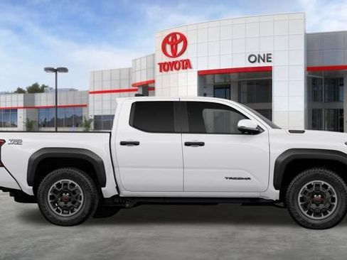 New 2026 Toyota Tacoma TRD Off-Road AWD/4WD image 16