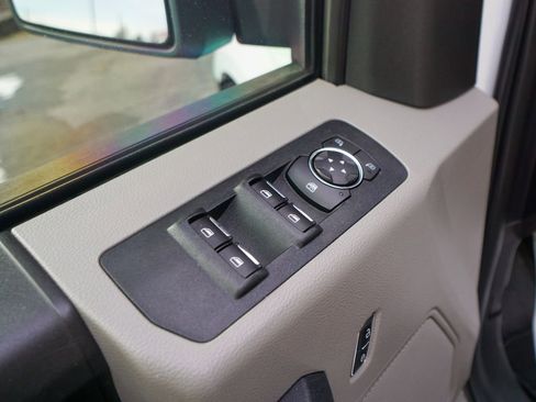 Used 2018 Ford F150 XL w/ Equipment Group 101A Mid AWD/4WD image 16