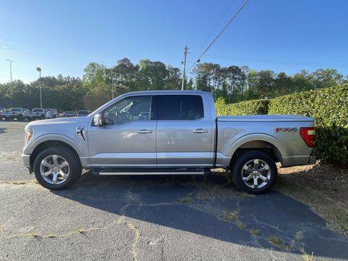 Used 2022 Ford F150 Lariat w/ Max Trailer Tow Package image 6