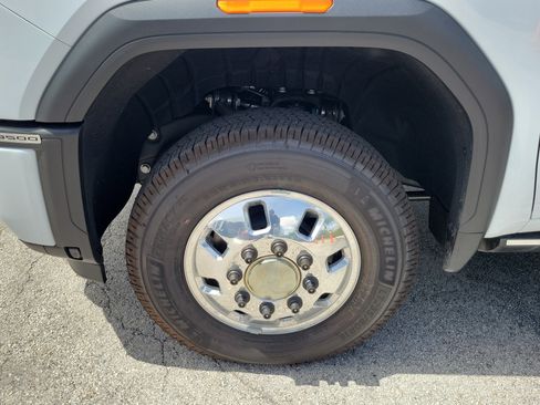 New 2026 GMC Sierra 3500 Denali Ultimate AWD/4WD image 4
