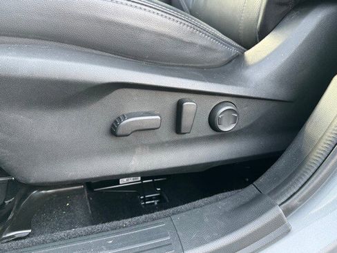 Used 2023 Subaru Forester Touring w/ Popular Package #3 image 22