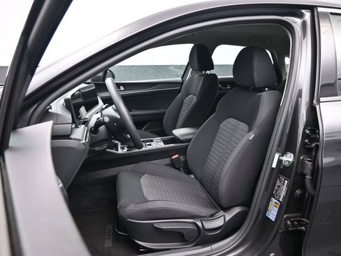 Used 2025 Kia K5 LXS image 23