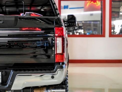 Used 2022 Ford F350 Lariat w/ Lariat Ultimate Package image 47