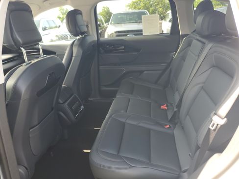 New 2026 Lincoln Nautilus Premier AWD/4WD image 27