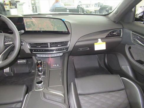 New 2026 Cadillac CT5 V image 14