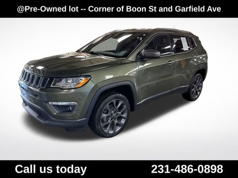 Used 2021 Jeep Compass Latitude AWD/4WD image 1