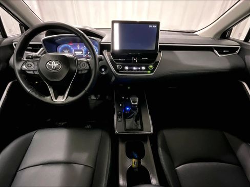 Used 2026 Toyota Corolla Cross XLE w/ Convenience Package image 21