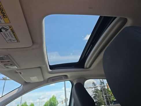 Used 2016 Honda HR-V EX image 26