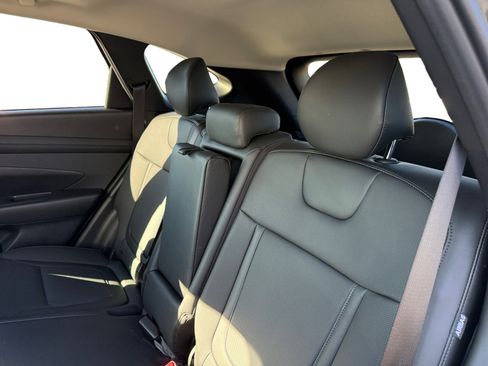 Certified 2025 Hyundai Tucson SEL image 16