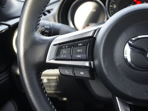 Used 2022 MAZDA MX-5 Miata RF Grand Touring image 21