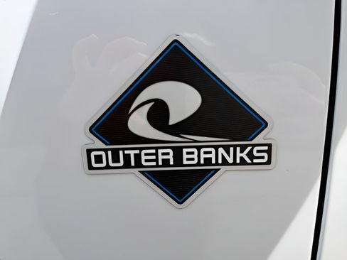 Used 2025 Ford Bronco Outer Banks AWD/4WD image 20