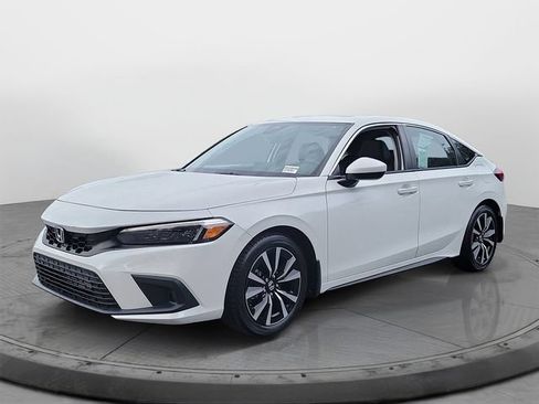 Certified 2024 Honda Civic EX-L image 3