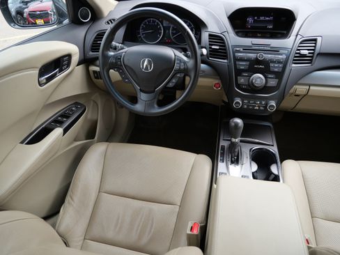 Used 2014 Acura RDX AWD image 9