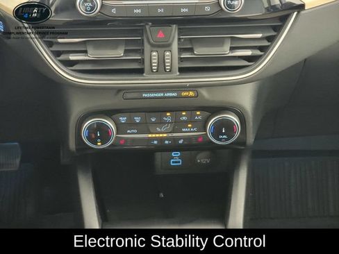 Certified 2022 Ford Escape Titanium w/ Titanium Elite Package AWD/4WD image 27