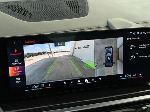 Certified 2025 BMW X7 xDrive40i w/ Executive Package AWD/4WD image 19
