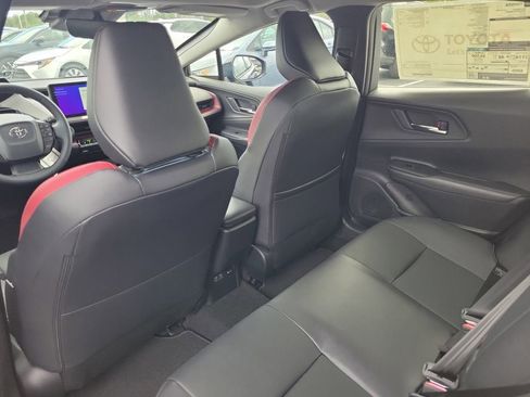 New 2026 Toyota Prius Plug-In Hybrid image 10