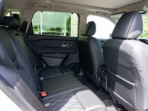 New 2026 Nissan Rogue Platinum AWD/4WD image 27