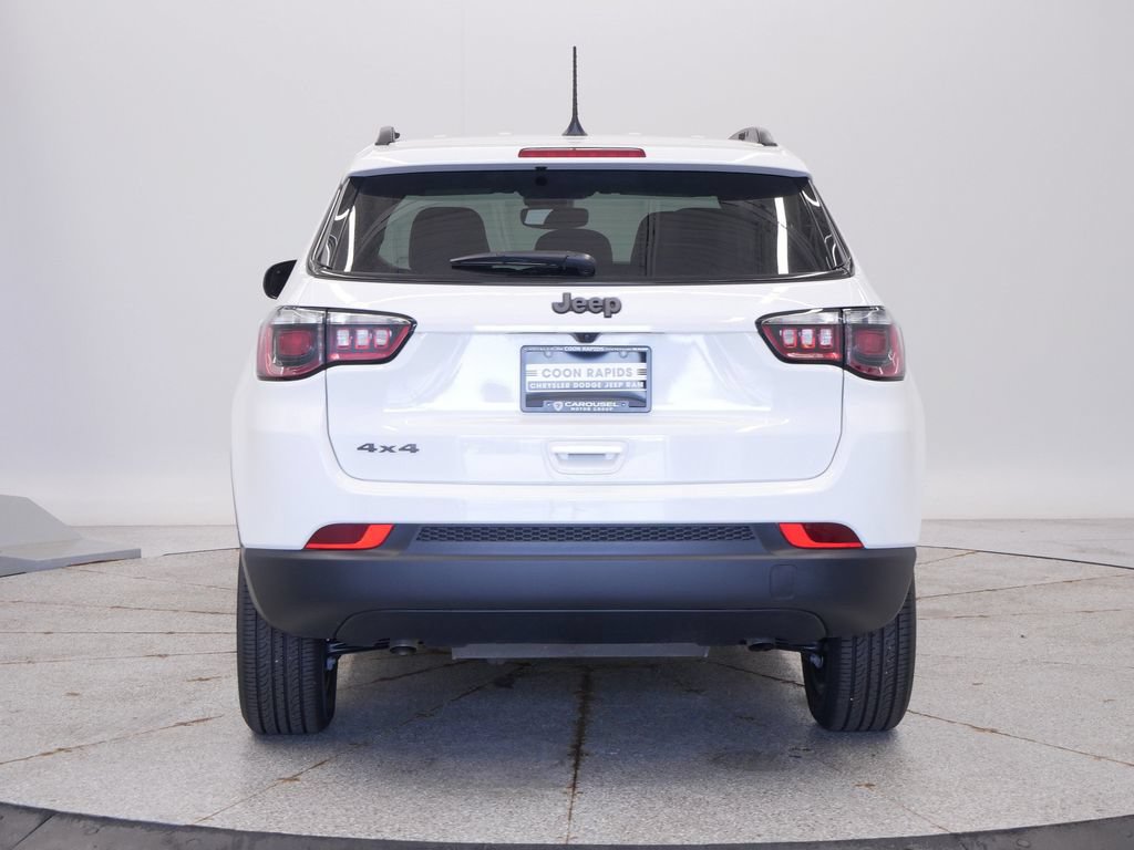 New 2026 Jeep Compass Latitude AWD/4WD image 4
