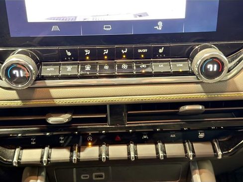 Certified 2024 Chevrolet Colorado ZR2 image 15