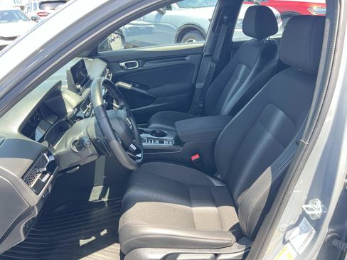 Certified 2025 Honda Civic Sport image 17