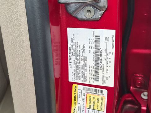Used 2020 Ford Fusion SE FWD image 35