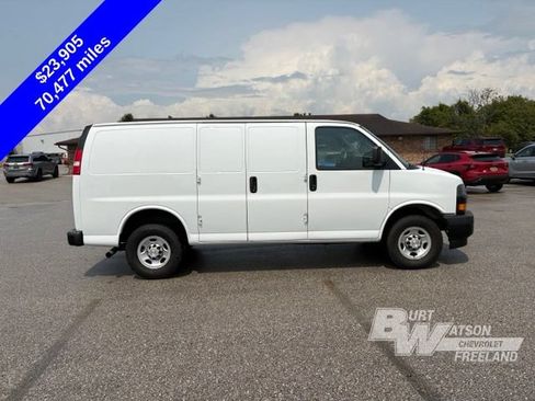 Used 2021 Chevrolet Express 2500 w/ Driver Convenience Package RWD image 10
