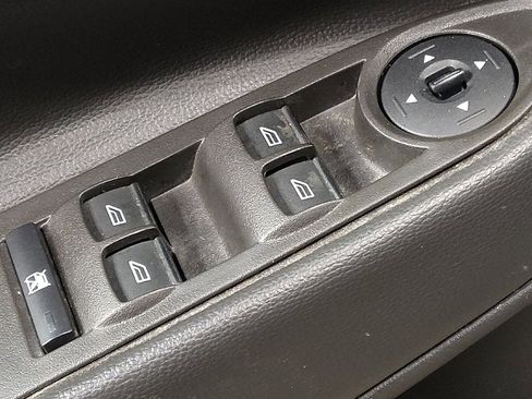 Used 2018 Ford Escape S image 27